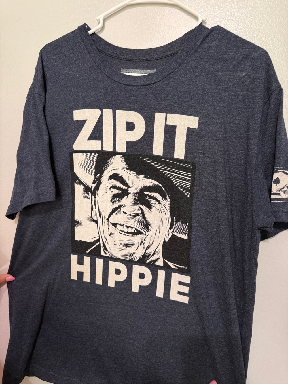 ZIP IT HIPPIE Navy Graphic Tee -
